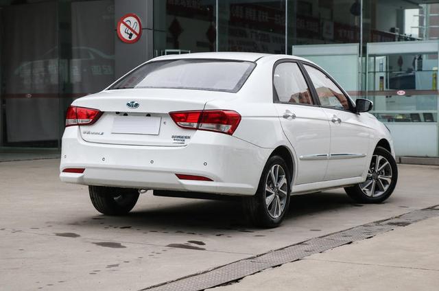 东风悦达起亚新款华骐300e上市补贴前售价1988万元