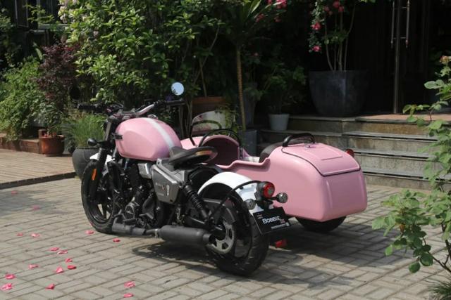 520这一天你会如何浪漫这款粉色三轮机车让你成为最浪漫的人