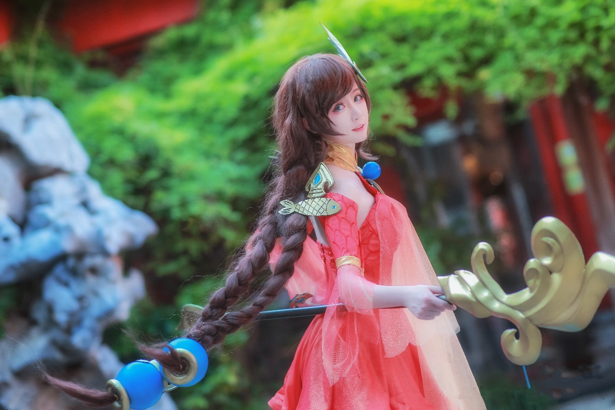 acg最靓cos第24期:突破次元壁的cos,完美还原大乔美腿