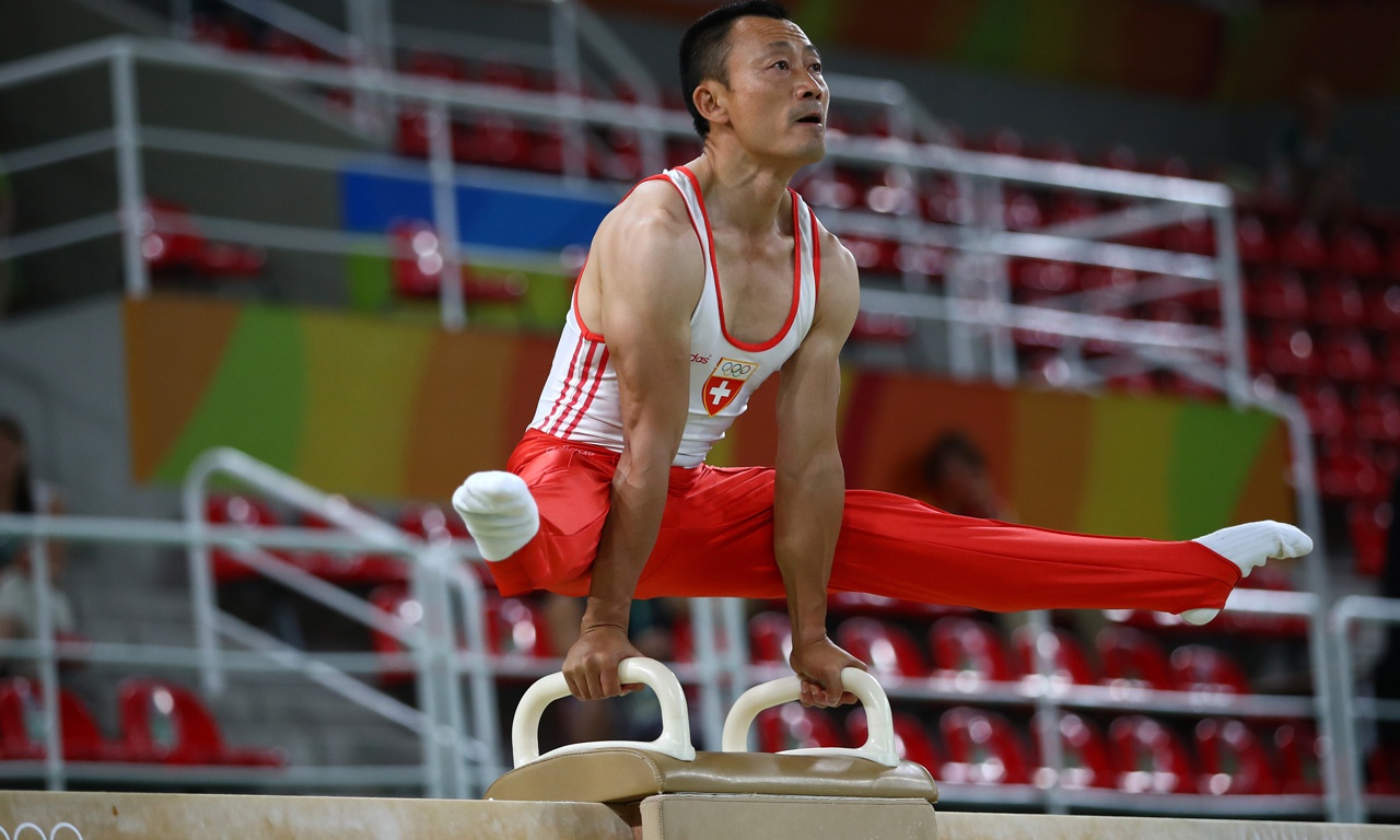 体操冠军李东华:因跨国恋情遭国家队开除,远赴瑞士后成该国骄傲