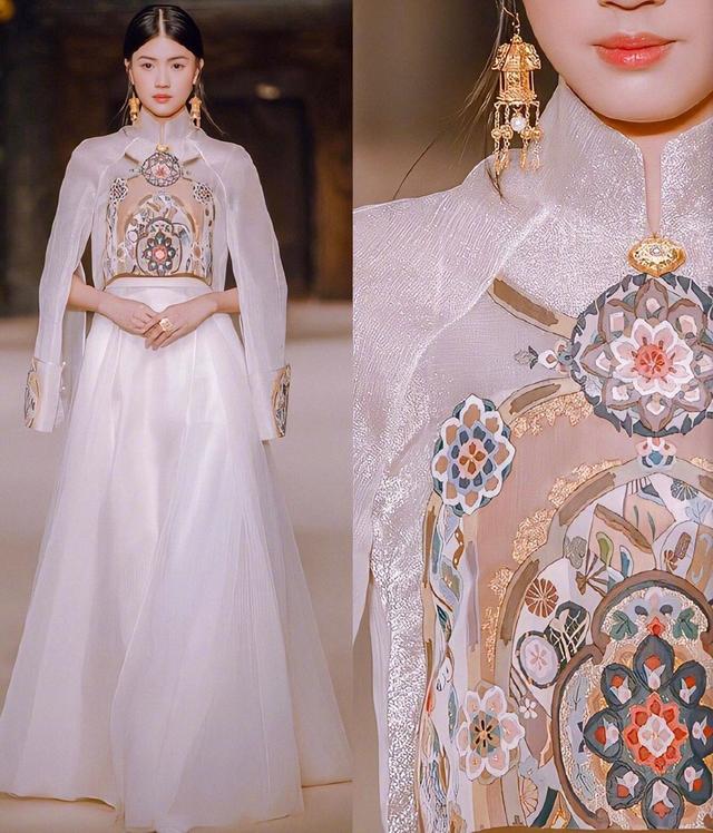 当敦煌壁画融入高定礼服袅袅仙气不食人间烟火的中国风