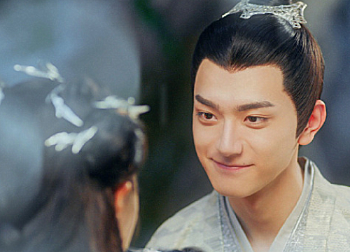 《玲珑》发布首支预告,赵今麦穿古装清新靓丽,林一适合现代剧