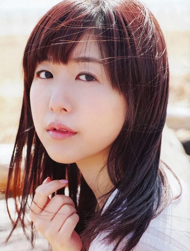 声优小课堂 治愈的大天使长 我为什么那么喜欢茅野爱衣 茅野爱衣 声优 天使 新浪新闻