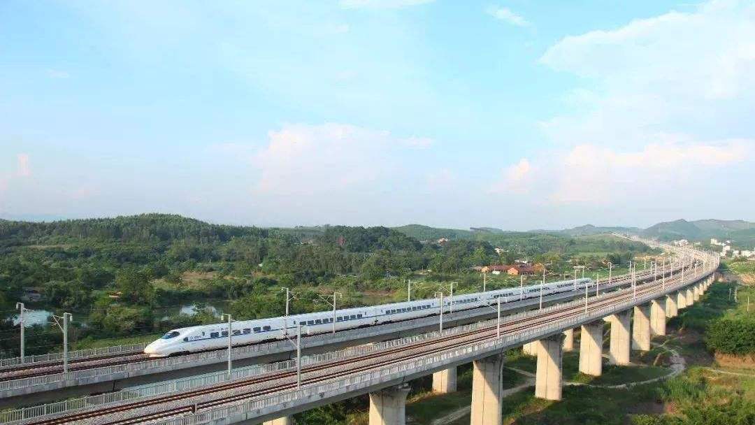 广西壮族自治区内第一条城际高速铁路——柳南城际铁路
