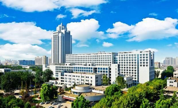 山东最臭名昭著的野鸡大学，校名十分唬人，读完4年还是高中学历