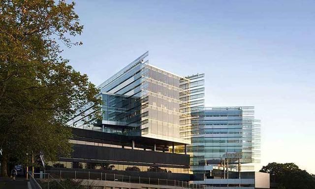 山东最臭名昭著的野鸡大学，校名十分唬人，读完4年还是高中学历