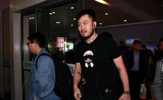 曝丁彦雨航与山东谈妥薪资！睢冉成最坑经纪人！