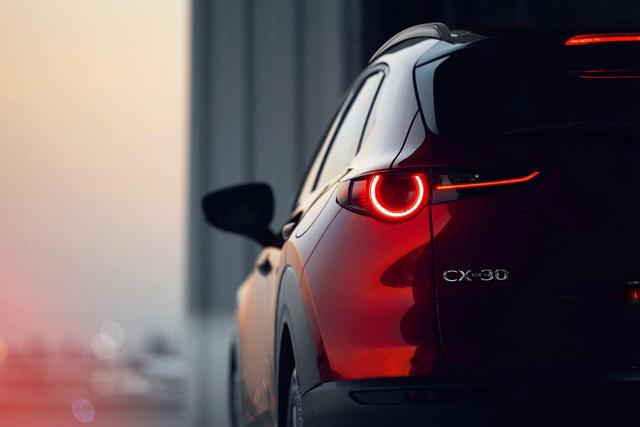 除了外观好看还有啥亮点？长安马自达CX-30值不值得期待