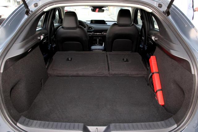 除了外观好看还有啥亮点？长安马自达CX-30值不值得期待