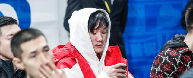 山东男篮敞开大门，丁彦雨航腿却迈不进去，究竟难在哪里？
