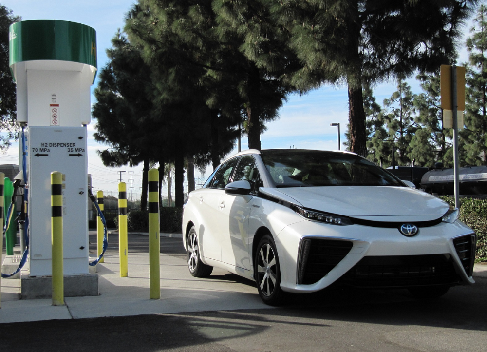 油价贵到加不起时，别慌，还有这4种燃料可以加！