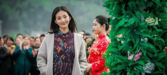 到扶志与扶智,再到带领父老乡亲建设美丽乡村的故事