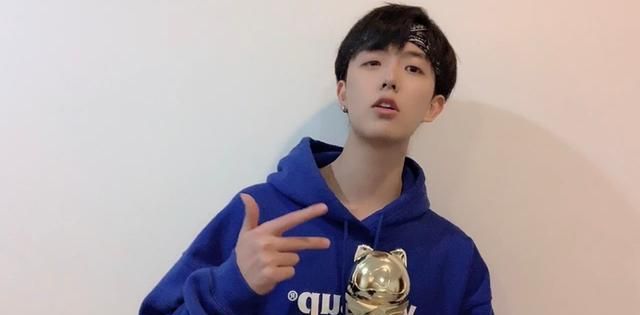 小抠脚创下赛季单局淘汰记录,赛后一看超强数据|虎牙|火箭筒|吃鸡