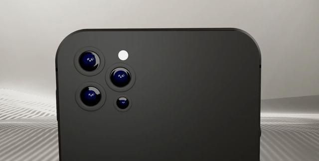 iphone12的后置摄像头数量为四颗,但是这四颗摄像头在尺寸上也并不是