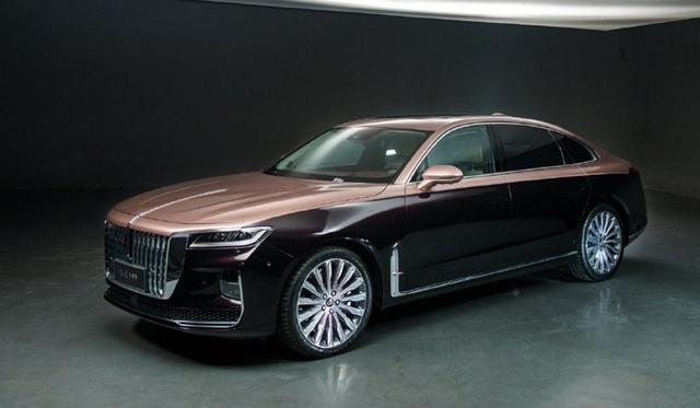 造型奢华大气/或于六月份上市 红旗H9正式下线