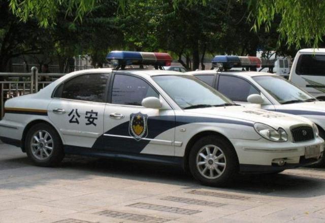 警车上有的写警车有的写公安这到底有什么区别