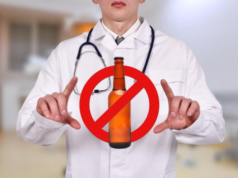 戒酒有什么好处？医生提到这5点，帮你下决心远离酒精|肝脏|饮酒|湿疹|哑巴|大脑_新浪新闻