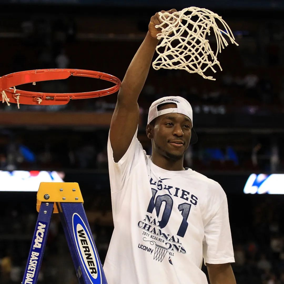 肯巴沃克的选秀报告!身高1米81,评分95分,乔丹为何选他?