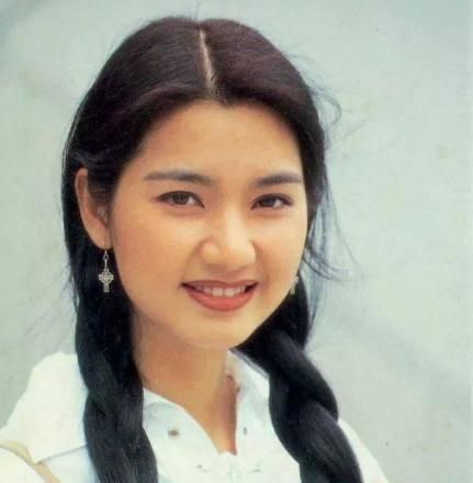 洪欣年轻时,到底有多美?