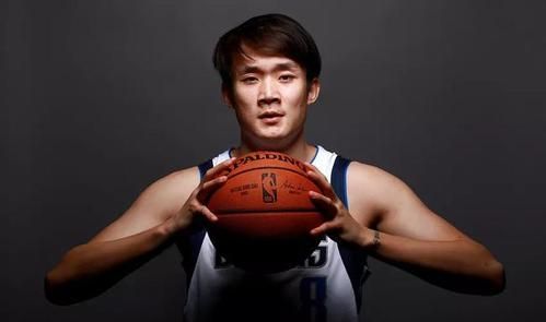 山东男篮敞开大门，丁彦雨航腿却迈不进去，究竟难在哪里？