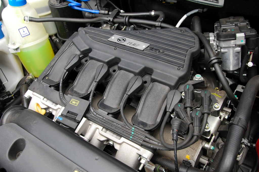 十年前的众泰也有天马行空，M300的极致浪漫，普通人想象不到