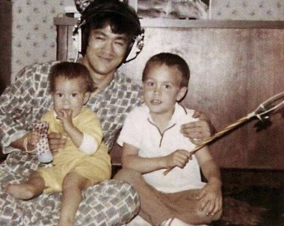 丧夫后又丧子李小龙老婆琳达为何转身嫁给了他徒弟汤姆