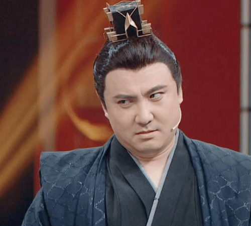 肖战的古装照,陈飞宇的古装照,胡歌的古装照,看到沈腾:好想笑