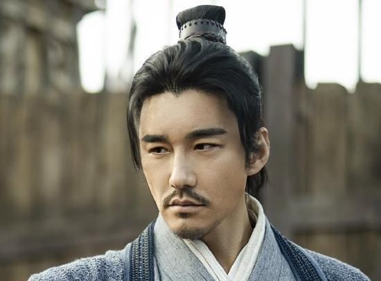 《有翡》王一博很帅,但这三个男配也不差,胡兵更是老牌男神