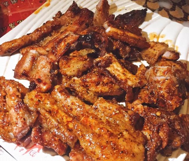 跟着《向往的生活》学做饭第一期:包烧鸡脚筋,地方特色美食