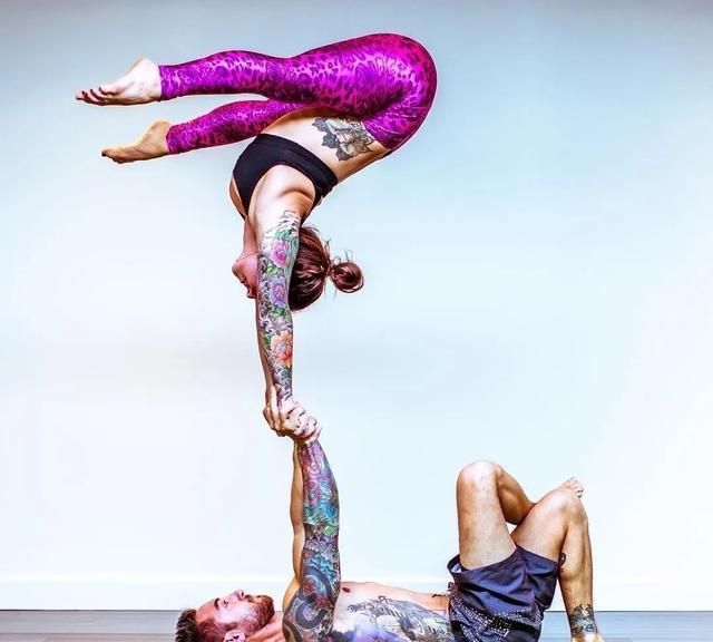 瑜伽和减肥运动的世界领导者之一dylanwerner和瑜伽的故事