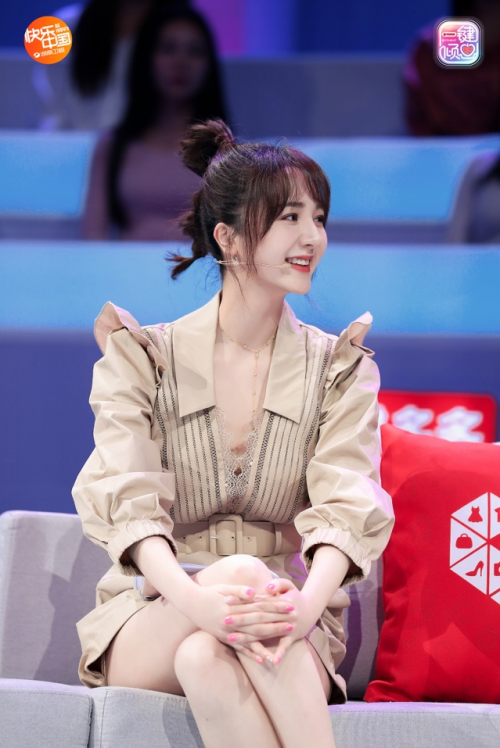 发现,原来她还是那么闪闪发亮,期待在更多节目和作品里看到这个小姐姐