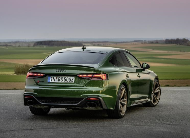 新款奥迪RS 5首发亮相 配2.9T V6