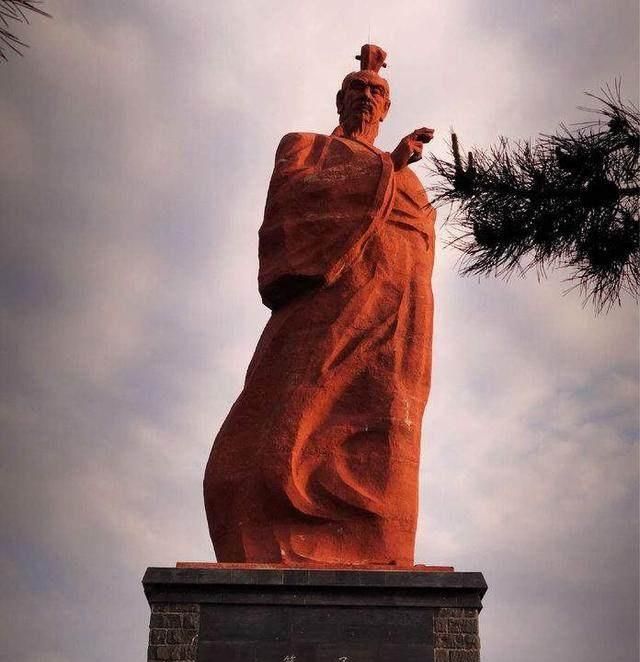 接下来,果如箕子所料,纣王的生活越来越奢侈,他建造鹿台,穷奢极欲