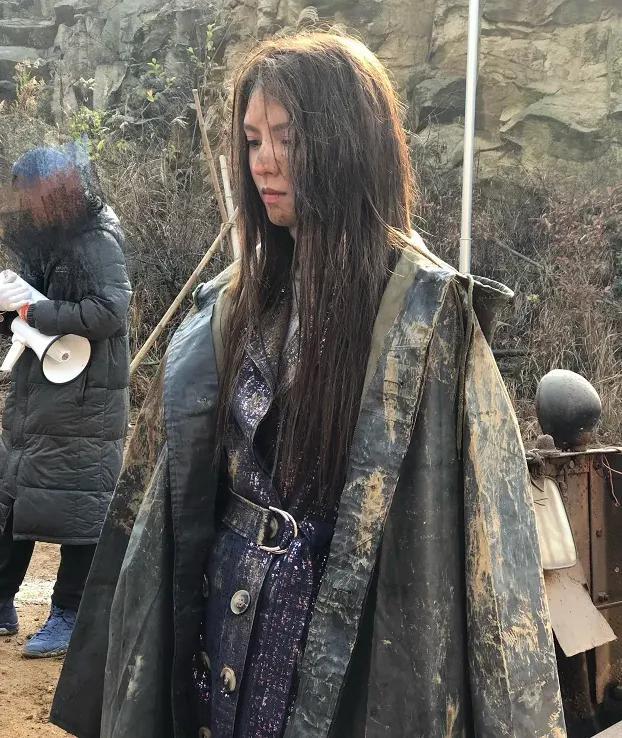 怪不得张予曦一直演豪门千金当她换乞丐装分分钟出戏