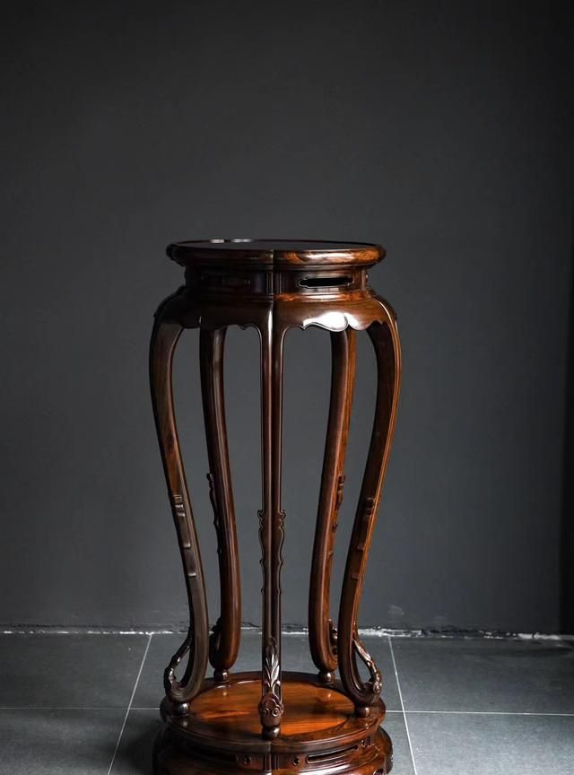 文人雅物重器大红酸枝三弯腿五足花架