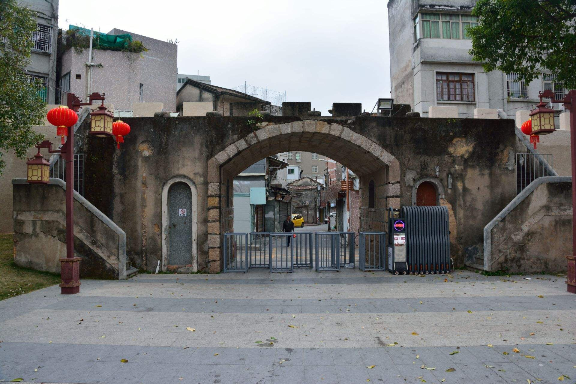 中国最"小"古城,仅有半个足球场大,距今300年历史,就在广东|古城|足球