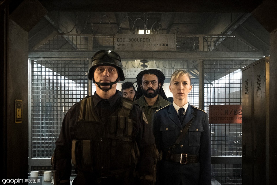 这部电影终于拍成了美剧詹妮弗康纳利领衔你追还不追