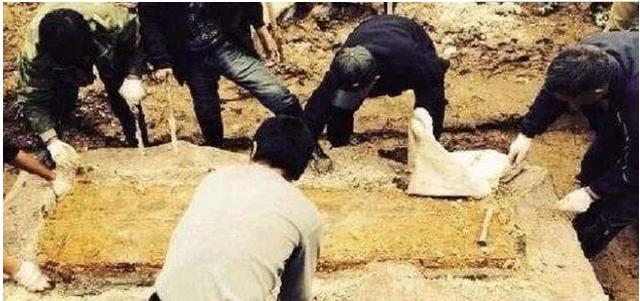 山东出土神秘遗迹，出土六千年前白种人，专家：可能是山东人祖先