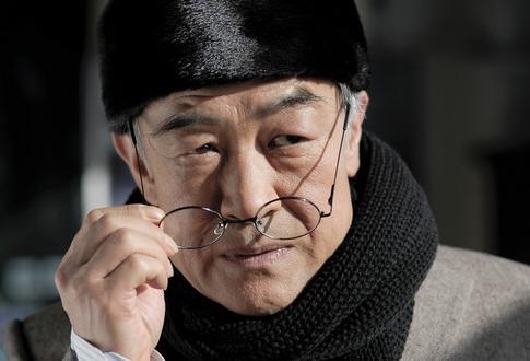 他被称为太监专业户出道多年不温不火如今60岁依旧拍戏