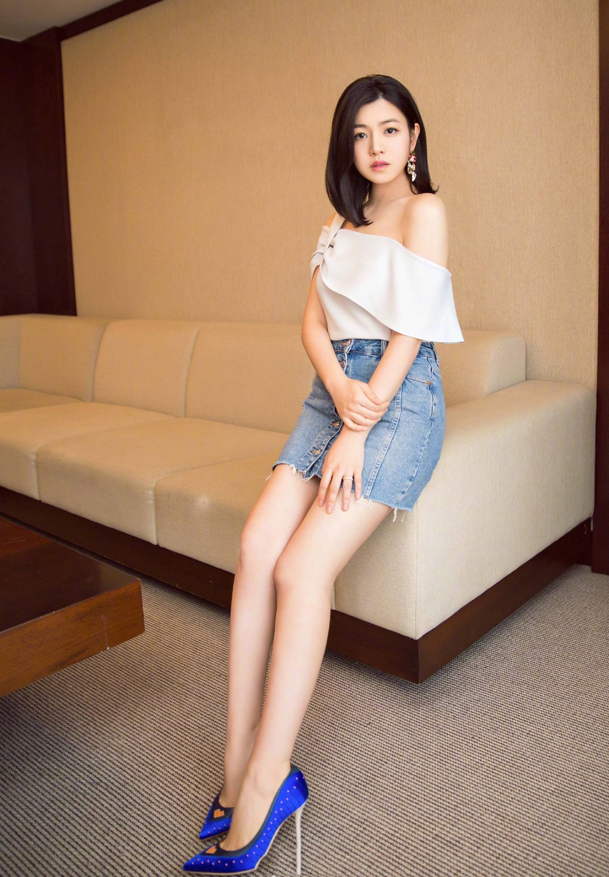 陈妍希身价骤降代言费缩减一半佛系态度恐遭市场抛弃