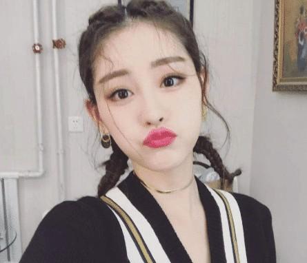 热巴和杨幂只是员工,真正老板竟是其貌不扬的她|杨幂|热巴|曾嘉_新浪