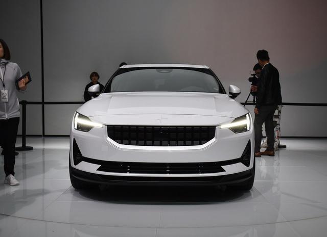 作为后起之秀，Polestar 2和Model 3“掰手腕”，底气何来？