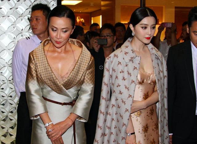 范冰冰刘嘉玲同台斗艳,一个妩媚一个霸气,暗自争风较量无交流