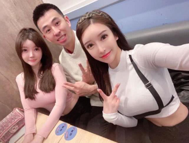 峰峰三号直播卖手表,粉丝收到后发现是假的,主播答应一赔三