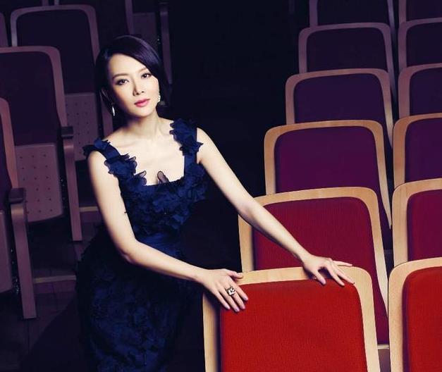 她既像费雯丽又像张曼玉,48岁依旧美艳动人|费雯丽|陈数|程立雪_新浪