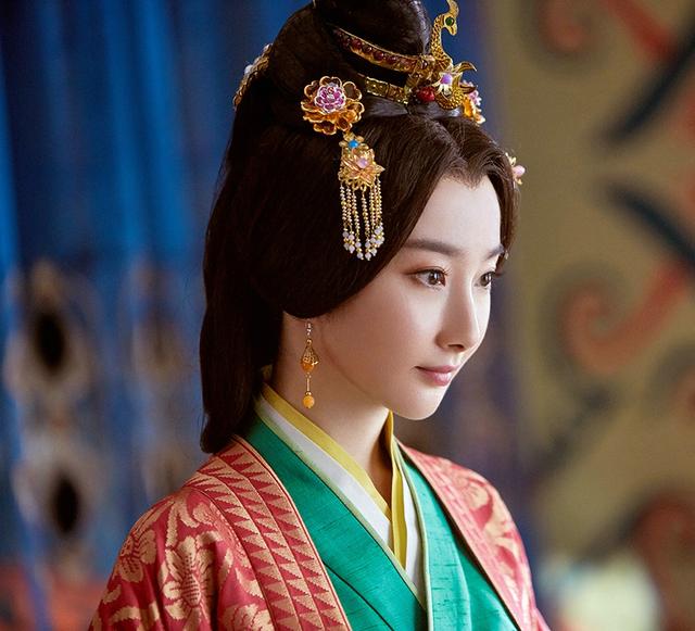 楚国亡国也是因为一个美女,而且这个女子还是楚平王的晚辈