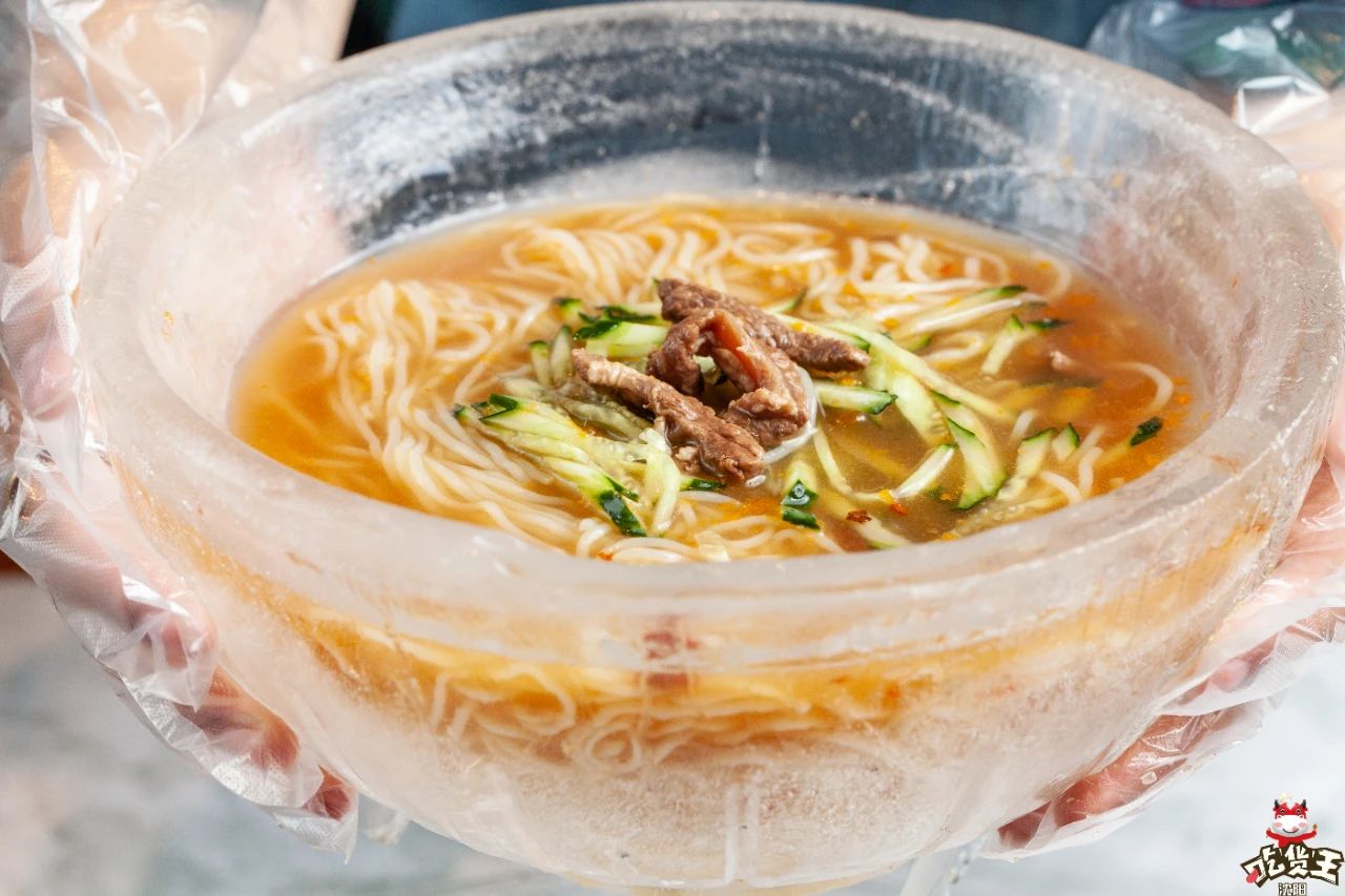 终于在铁西这家串店吃到了冰碗冷面,还有各种肉肉肉肉肉.