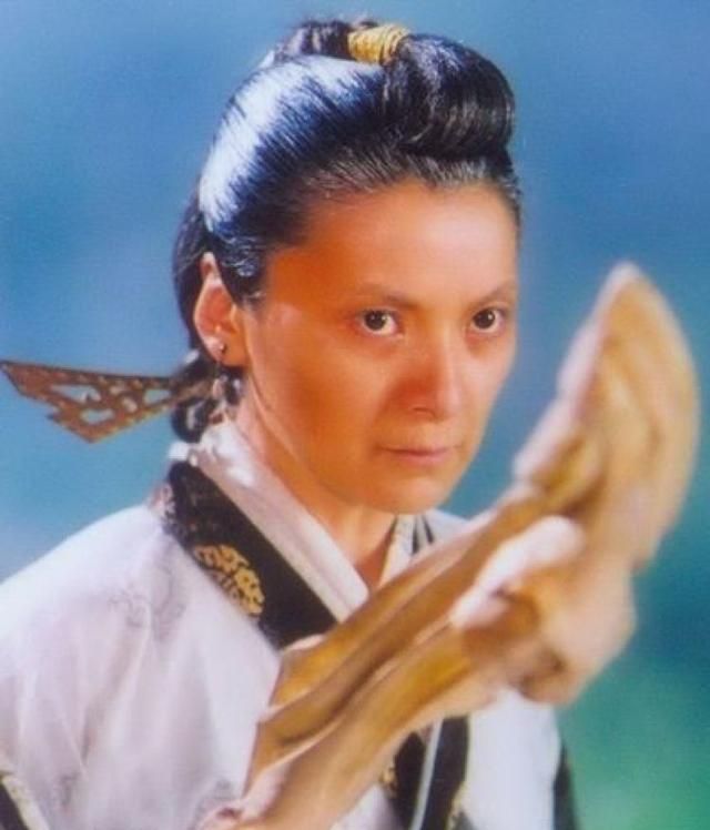 蛛儿未嫁熬成婆,殷离化身金花婆婆,紫衫龙王为啥认定陈紫函?