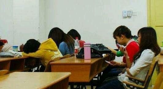 大学教师“不当言论”又发生,高校体制内,还有多少个梁艳萍?休闲区蓝鸢梦想 - Www.slyday.coM 大学教师“不当言论”又发生,高校体制内,还有多少个梁艳萍?休闲区蓝鸢梦想 - Www.slyday.coM