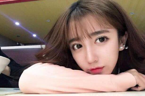 呆妹儿真实身高曝光,最多150cm,和智勋是天生一对